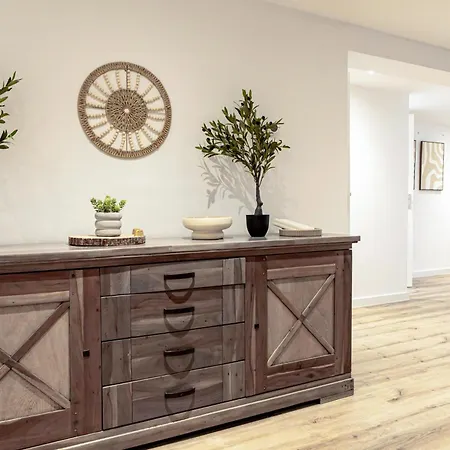 Pearl Of The Cuyp Modern Comfort In De Pijp *