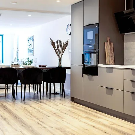 Pearl Of The Cuyp Modern Comfort In De Pijp شقة أمستردام